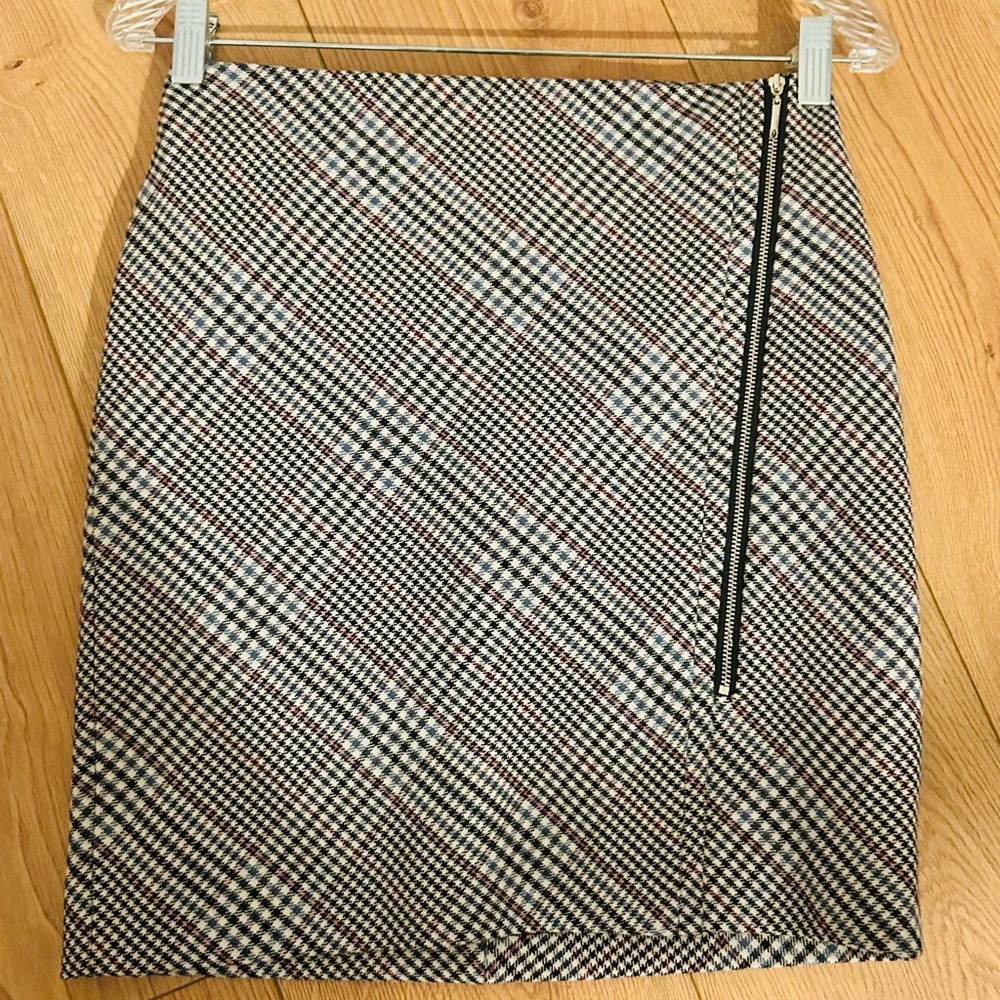 White House Black Market Tan and White Plaid Mini Skirt